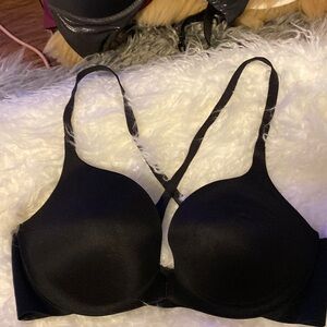 Victoria Secret black front clip bra, 38C, new with tag